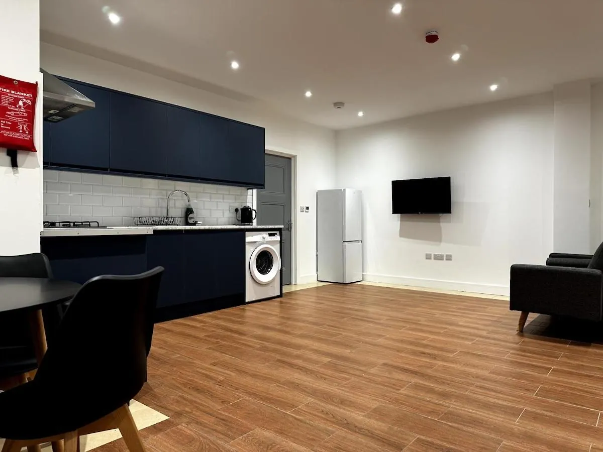 Luxury Garden Flat London Apartment Bexleyheath 0*,